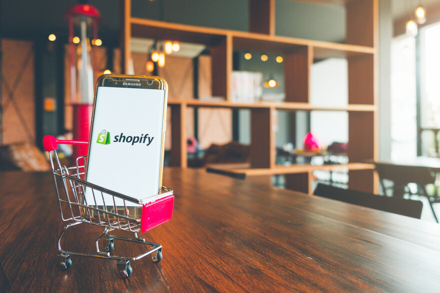 Shopify dropshipping: How to dropship on Shopify [2023]
